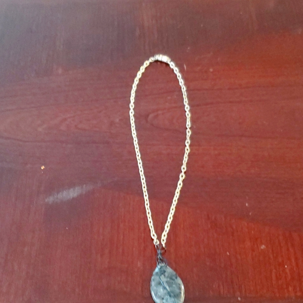 01 silver necklace with gray stone pendant